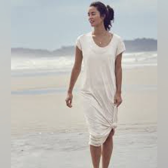 New Athleta Martinique Maxi Soft Drapey Pockets Dress Asiago White M $108 NWT - Picture 1 of 11